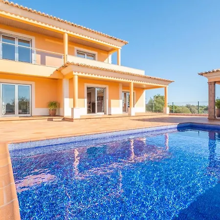 Villa Cardona - South Facing Private Pool