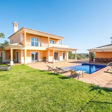 Villa Cardona - South Facing Private Pool